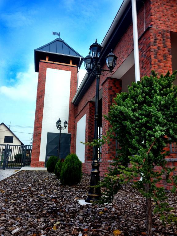 Guest House Hodus Vydrany Exterior foto